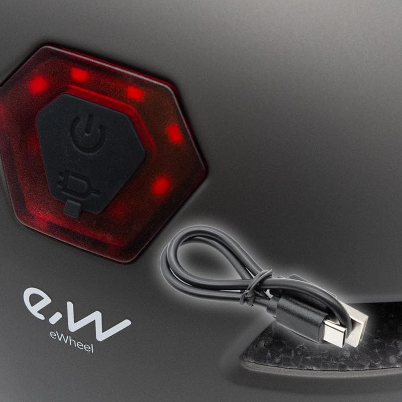 CP03 Helm Grau L mit Rücklicht