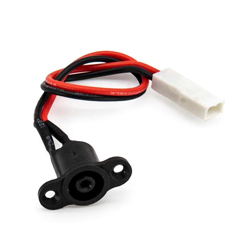 DC 8mm Ladeanschluss mit Abdeckung für Xiaomi M365 und Pro