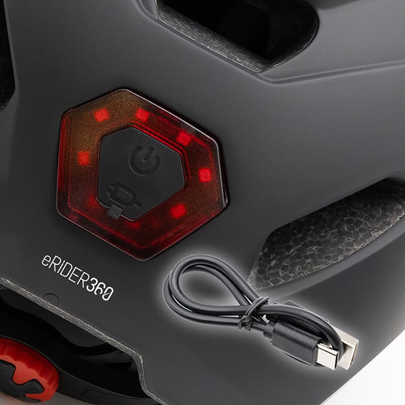 Helm mit CP02 Licht schwarz Einheitsgröße
