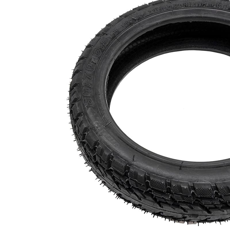 Tubeless Offroad-Reifen 60/70-6,5 mit Ventil