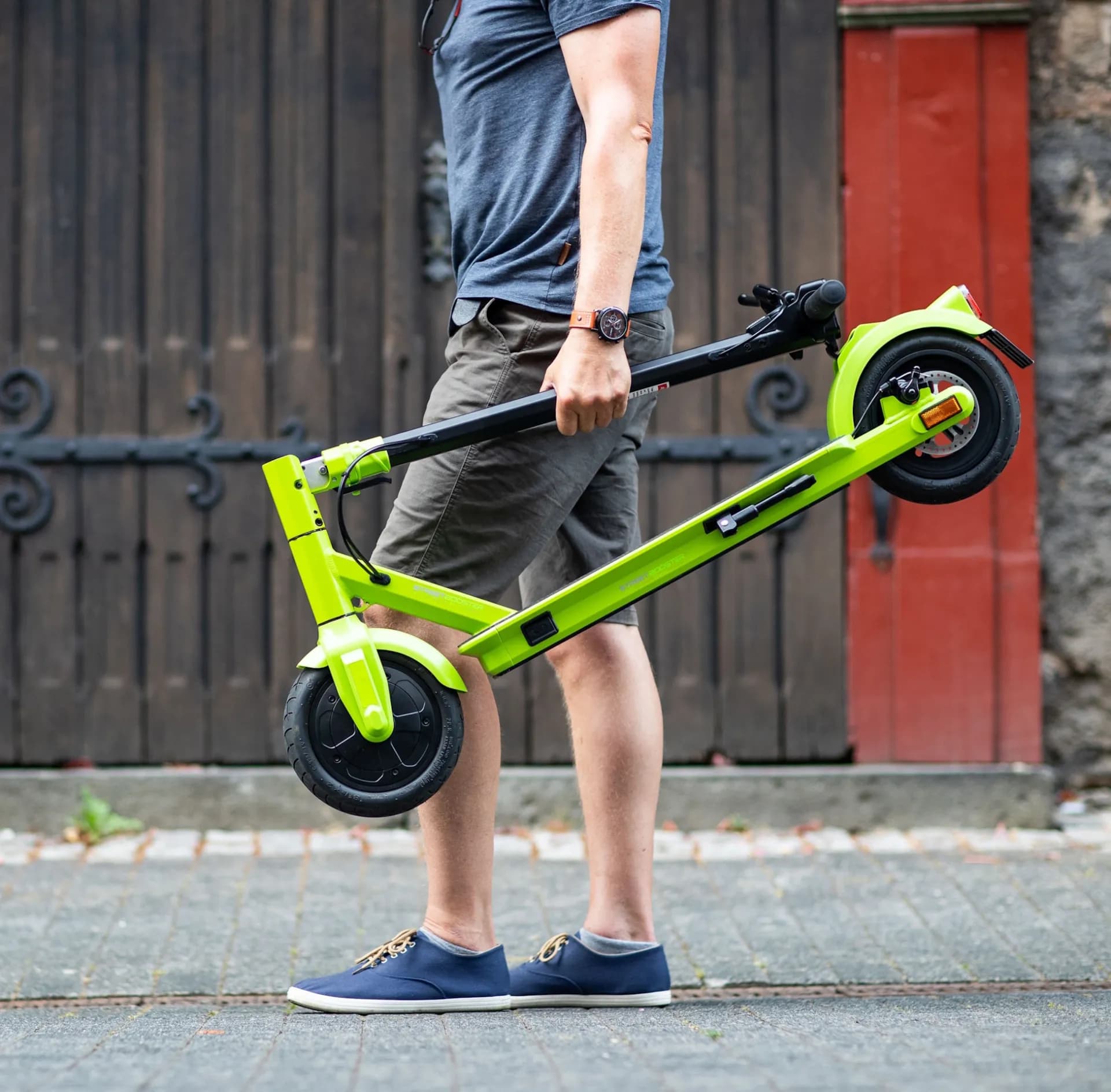STREETBOOSTER Vega schwarz